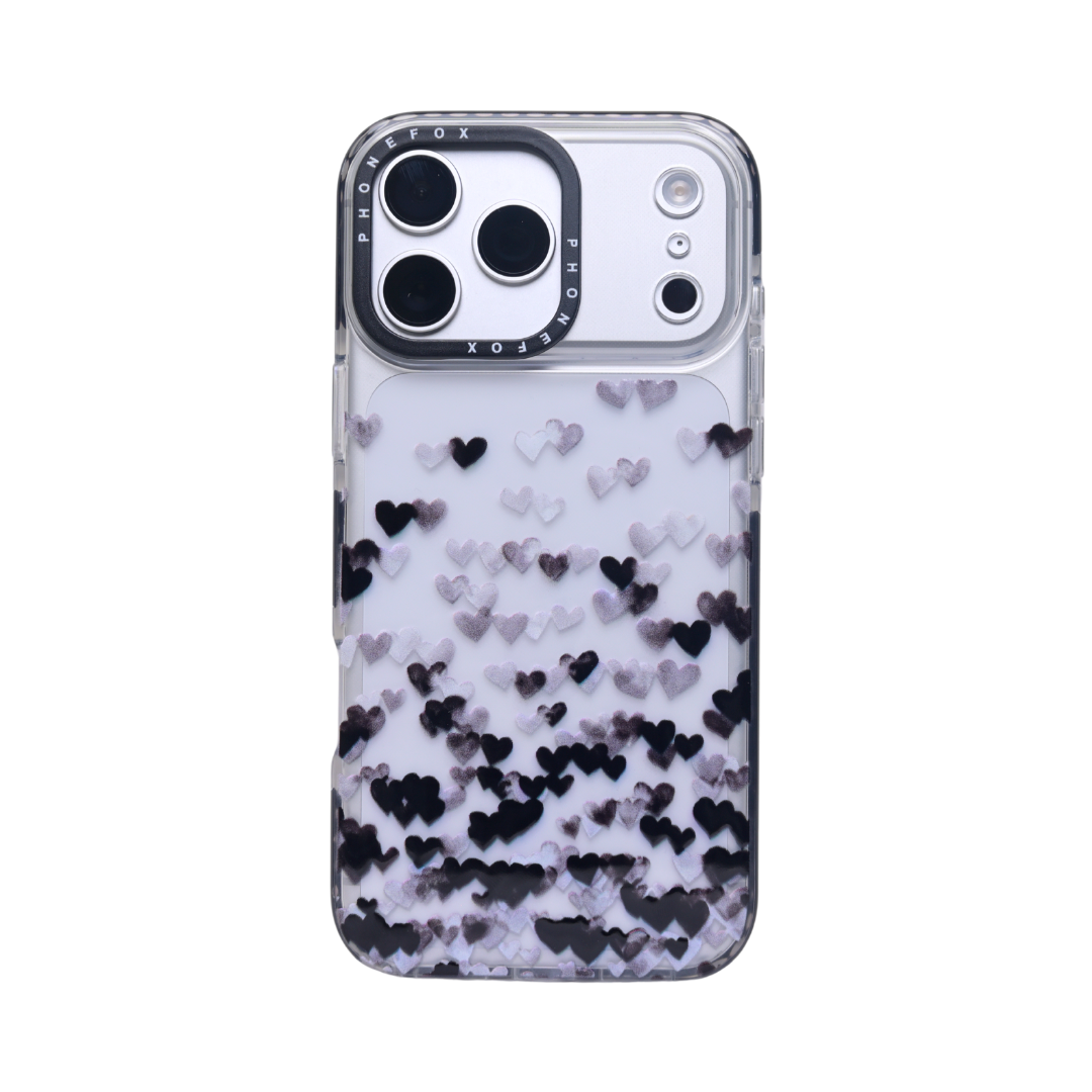 Case Diseño Corazones Negros y Blancos